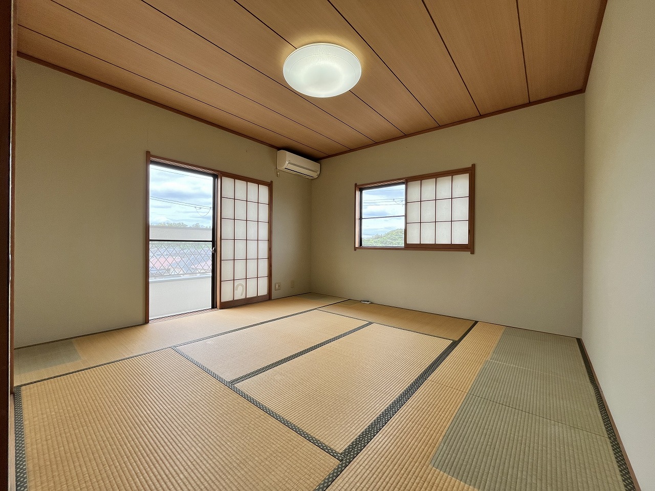 室内　２階和室