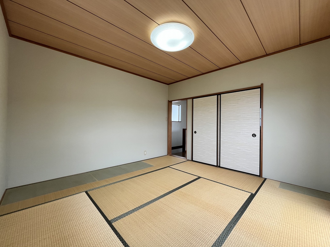 室内　２階和室